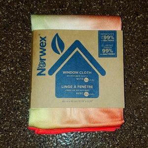 NWT Norwex Window Cloth
